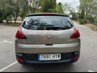 Peugeot 3008 1.6 HDI Active FAP 84 kW (115 CV) Peugeot 3008 1.6 HDI Active FAP 84 kW (115 CV)