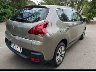 Peugeot 3008 1.6 HDI Active FAP 84 kW (115 CV) Peugeot 3008 1.6 HDI Active FAP 84 kW (115 CV)