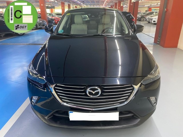 MazdaCX-3 1.5 DE SKYACTIV Luxury White Travel 4WD AT 77 kW (105 CV) Vehículo usado en Barcelona - 2