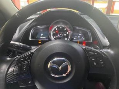 Mazda CX-3 1.5 DE SKYACTIV Luxury White Travel 4WD AT 77 kW (105 CV) Mazda CX-3 1.5 DE SKYACTIV Luxury White Travel 4WD AT 77 kW (105 CV)