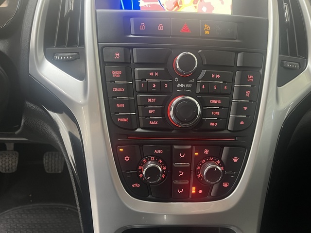 OpelAstra 1.4 Turbo Sportive 103 kW (140 CV) Vehículo usado en Barcelona - 10