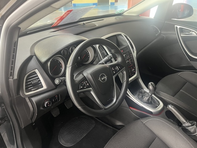 OpelAstra 1.4 Turbo Sportive 103 kW (140 CV) Vehículo usado en Barcelona - 12