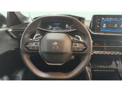 Peugeot 208 PureTech 100 Allure Pack EAT8 75 kW (100 CV) Peugeot 208 PureTech 100 Allure Pack EAT8 75 kW (100 CV)