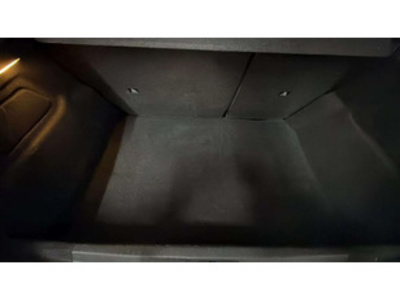 Peugeot 208 PureTech 100 Allure Pack EAT8 75 kW (100 CV) Peugeot 208 PureTech 100 Allure Pack EAT8 75 kW (100 CV)