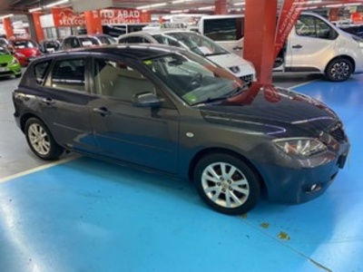 Mazda Mazda 3 1.6 VVT Active + 77 kW (105 CV) Mazda Mazda 3 1.6 VVT Active + 77 kW (105 CV)