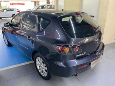 Mazda Mazda 3 1.6 VVT Active + 77 kW (105 CV) Mazda Mazda 3 1.6 VVT Active + 77 kW (105 CV)