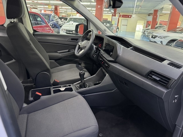 VolkswagenCaddy Maxi Kombi 2.0 TDI 75 kW (102 CV) Vehículo usado en Barcelona - 8 VolkswagenCaddy Maxi Kombi 2.0 TDI 75 kW (102 CV) Vehículo usado en Barcelona - 8