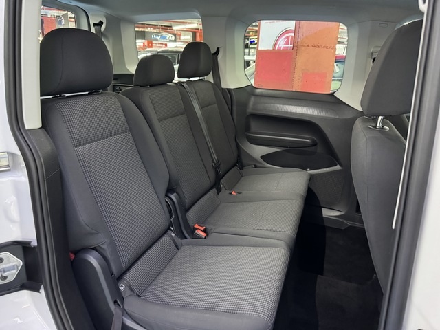 VolkswagenCaddy Maxi Kombi 2.0 TDI 75 kW (102 CV) Vehículo usado en Barcelona - 10