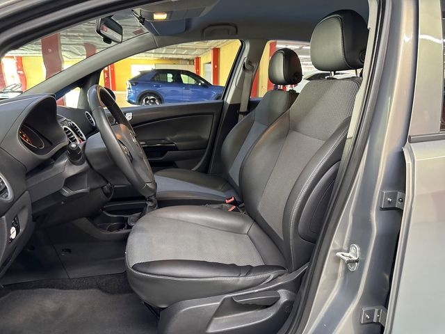 OpelCorsa 1.4 Cosmo 74 kW (100 CV) Vehículo usado en Barcelona - 8 OpelCorsa 1.4 Cosmo 74 kW (100 CV) Vehículo usado en Barcelona - 8