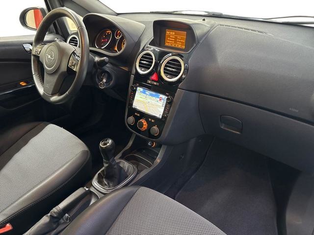 OpelCorsa 1.4 Cosmo 74 kW (100 CV) Vehículo usado en Barcelona - 10