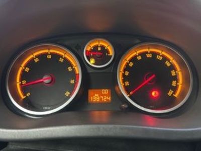 Opel Corsa 1.4 Cosmo 74 kW (100 CV) Opel Corsa 1.4 Cosmo 74 kW (100 CV)