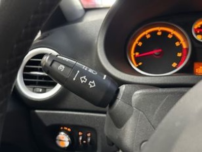 Opel Corsa 1.4 Cosmo 74 kW (100 CV) Opel Corsa 1.4 Cosmo 74 kW (100 CV)