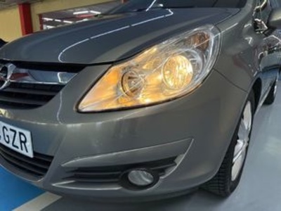 Opel Corsa 1.4 Cosmo 74 kW (100 CV) Opel Corsa 1.4 Cosmo 74 kW (100 CV)
