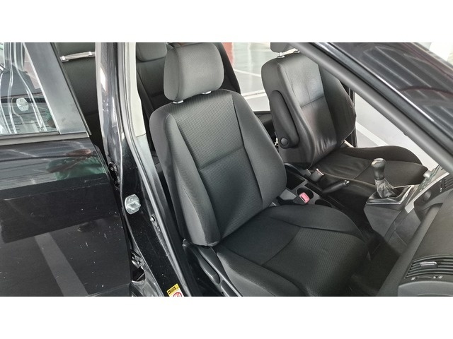 ToyotaCorolla Verso 1.8 VVT-i Luna 95 kW (129 CV) Vehículo usado en Barcelona - 10