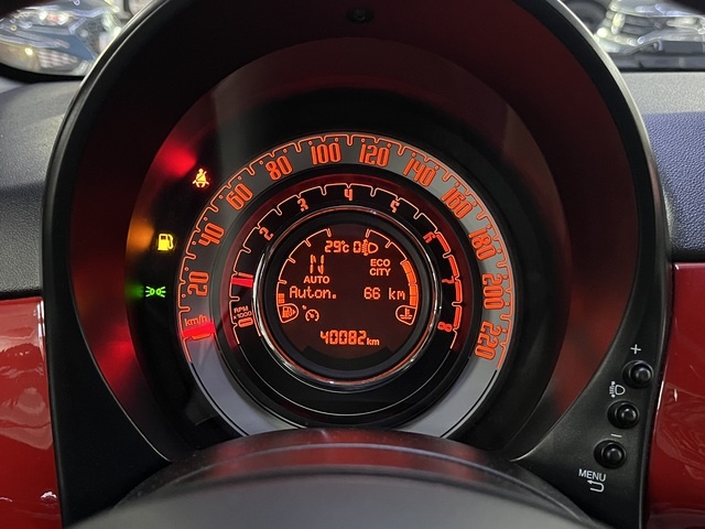 Fiat500 1.2 8v Lounge MTA 51 kW (69 CV) Vehículo usado en Barcelona - 17