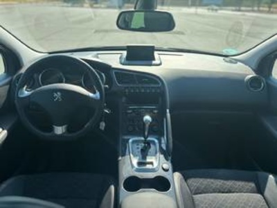 Peugeot 3008 1.6 BlueHDi FAP Allure 88 kW (120 CV) Peugeot 3008 1.6 BlueHDi FAP Allure 88 kW (120 CV)
