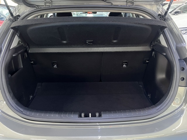 KiaRio 1.0 T-GDi MHEV iMT Drive 88 kW (120 CV) Vehículo usado en Barcelona - 28 KiaRio 1.0 T-GDi MHEV iMT Drive 88 kW (120 CV) Vehículo usado en Barcelona - 28