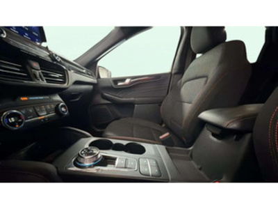 Ford Kuga 2.5 Duratec PHEV ST-Line Auto 165 kW (225 CV) Ford Kuga 2.5 Duratec PHEV ST-Line Auto 165 kW (225 CV)