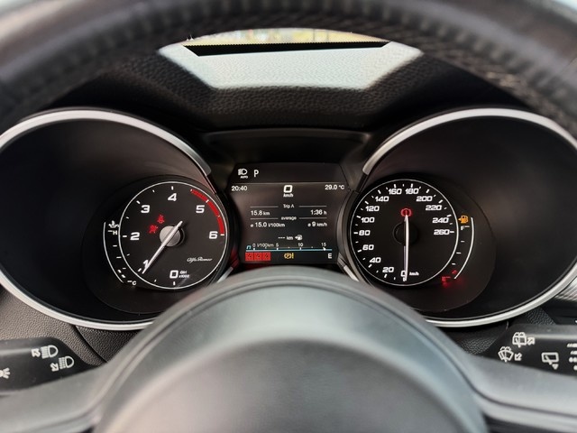 Alfa RomeoStelvio 2.2 Diesel Sprint RWD 140 kW (190 CV) Vehículo usado en Barcelona - 18