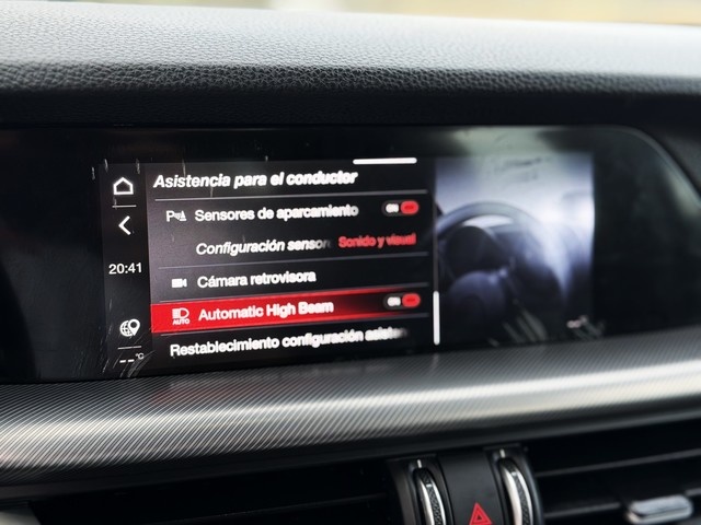 Alfa RomeoStelvio 2.2 Diesel Sprint RWD 140 kW (190 CV) Vehículo usado en Barcelona - 24