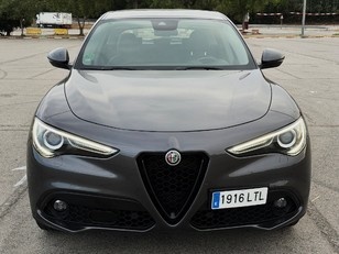 Alfa Romeo Stelvio 2.2 Diesel Sprint RWD 140 kW (190 CV) Alfa Romeo Stelvio 2.2 Diesel Sprint RWD 140 kW (190 CV)