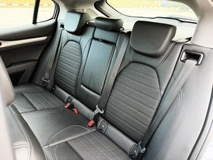 Alfa Romeo Stelvio 2.2 Diesel Sprint RWD 140 kW (190 CV) Alfa Romeo Stelvio 2.2 Diesel Sprint RWD 140 kW (190 CV)