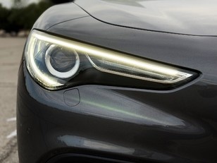 Alfa Romeo Stelvio 2.2 Diesel Sprint RWD 140 kW (190 CV) Alfa Romeo Stelvio 2.2 Diesel Sprint RWD 140 kW (190 CV)