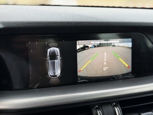 Alfa Romeo Stelvio 2.2 Diesel Sprint RWD 140 kW (190 CV) Alfa Romeo Stelvio 2.2 Diesel Sprint RWD 140 kW (190 CV)