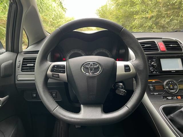 ToyotaAuris 1.6 VVT-I Active 97 kW (132 CV) Vehículo usado en Barcelona - 14 ToyotaAuris 1.6 VVT-I Active 97 kW (132 CV) Vehículo usado en Barcelona - 14