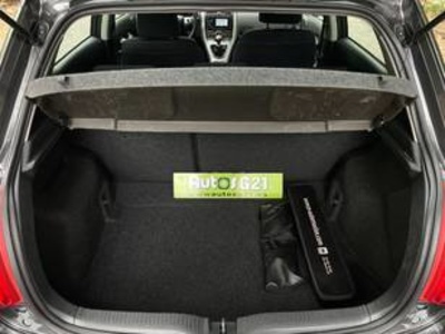 Toyota Auris 1.6 VVT-I Active 97 kW (132 CV) Toyota Auris 1.6 VVT-I Active 97 kW (132 CV)