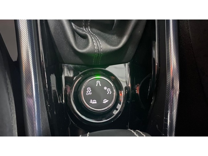 Peugeot2008 VTI 120 Allure 88 kW (120 CV) Vehículo usado en Barcelona - 14 Peugeot2008 VTI 120 Allure 88 kW (120 CV) Vehículo usado en Barcelona - 14