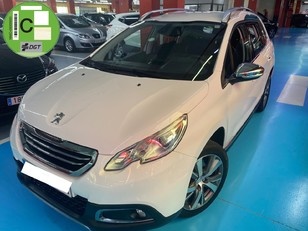 Peugeot 2008 VTI 120 Allure 88 kW (120 CV) Peugeot 2008 VTI 120 Allure 88 kW (120 CV)