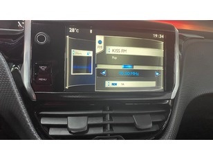 Peugeot 2008 VTI 120 Allure 88 kW (120 CV)