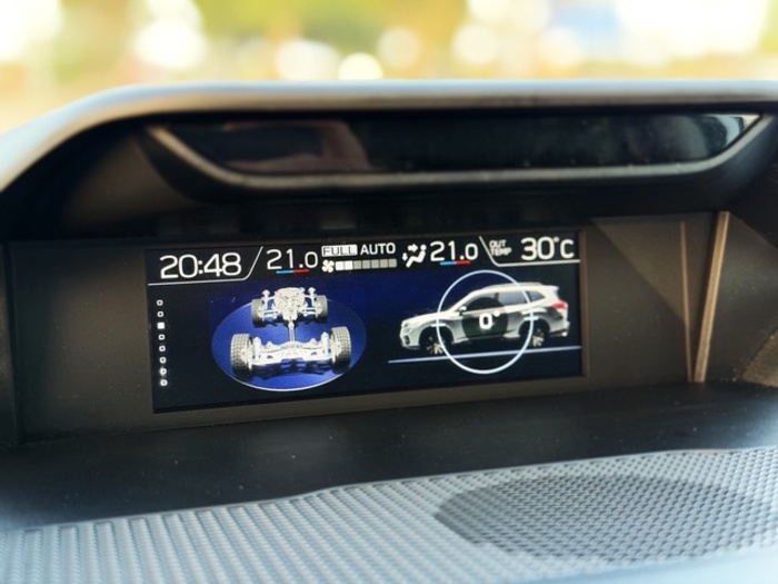 SubaruForester 2.0i Hybrid Executive Plus CVT 110 kW (150 CV) Vehículo usado en Barcelona - 24 SubaruForester 2.0i Hybrid Executive Plus CVT 110 kW (150 CV) Vehículo usado en Barcelona - 24