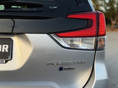 Subaru Forester 2.0i Hybrid Executive Plus CVT 110 kW (150 CV) Subaru Forester 2.0i Hybrid Executive Plus CVT 110 kW (150 CV)