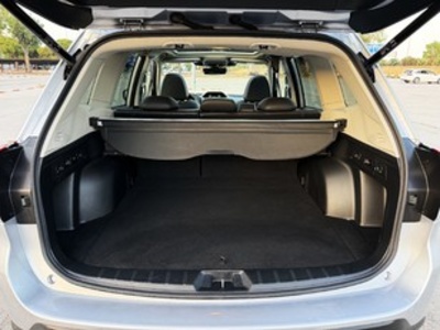 Subaru Forester 2.0i Hybrid Executive Plus CVT 110 kW (150 CV) Subaru Forester 2.0i Hybrid Executive Plus CVT 110 kW (150 CV)