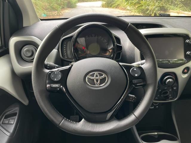 ToyotaAygo 1.0 70 x-cite 51 kW (69 CV) Vehículo usado en Barcelona - 13