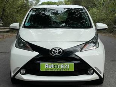 Toyota Aygo 1.0 70 x-cite 51 kW (69 CV) Toyota Aygo 1.0 70 x-cite 51 kW (69 CV)