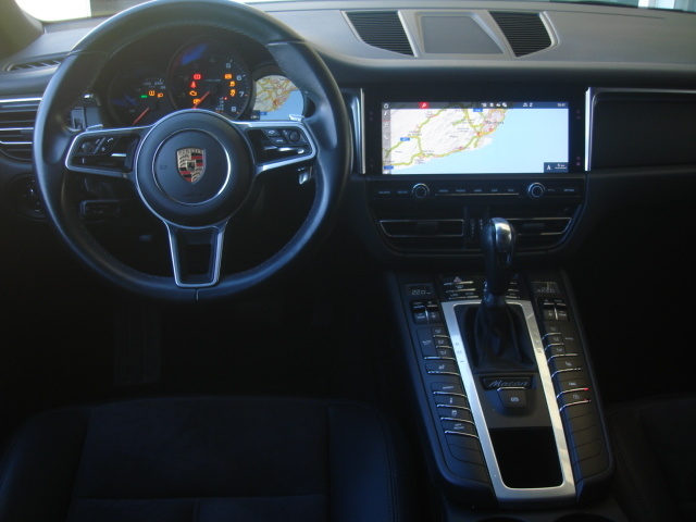 PorscheMacan 180 kW (245 CV) Vehículo usado en Barcelona - 17 PorscheMacan 180 kW (245 CV) Vehículo usado en Barcelona - 17