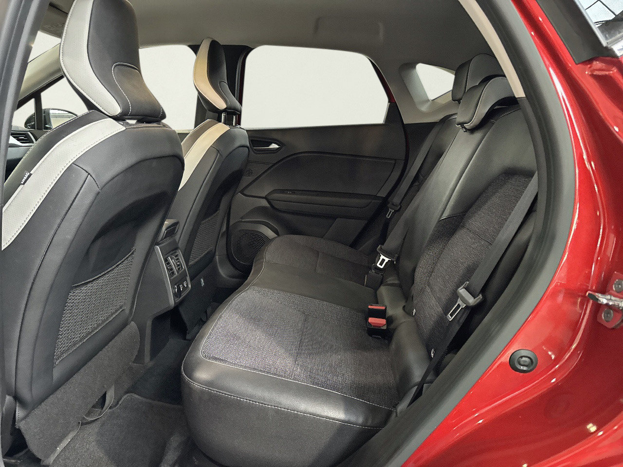 Renault Captur Techno Fast Track TCe 103 kW (140CV) GPF - foto 9 de Renault Captur
