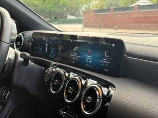Mercedes-Benz CLA Shooting Brake 220 d 140 kW (190 CV)