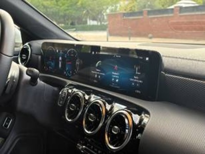 Mercedes-Benz CLA Shooting Brake 220 d 140 kW (190 CV) Mercedes-Benz CLA Shooting Brake 220 d 140 kW (190 CV)