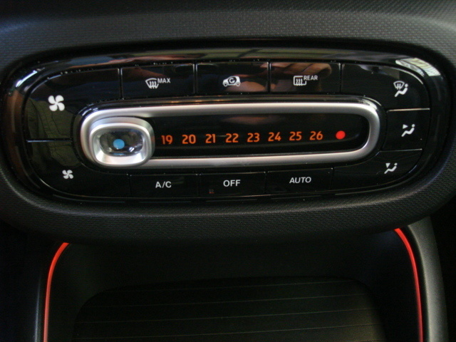 SmartForTwo Coupe EQ 60 kW (82 CV) Vehículo usado en Barcelona - 25