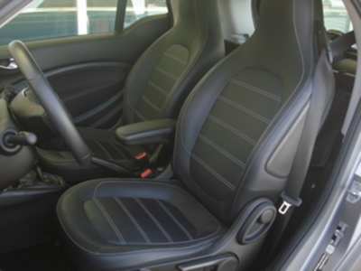 Smart ForTwo Coupe EQ 60 kW (82 CV) Smart ForTwo Coupe EQ 60 kW (82 CV)