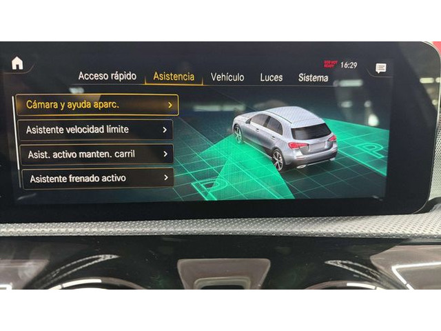 Mercedes-BenzClase A 180 100 kW (136 CV) Vehículo usado en Barcelona - 15