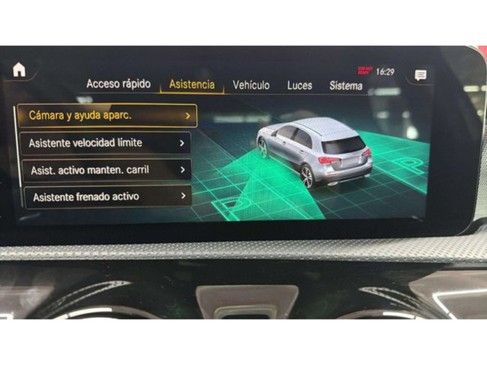 Mercedes-BenzClase A 180 100 kW (136 CV) Vehículo usado en Barcelona - 15 Mercedes-BenzClase A 180 100 kW (136 CV) Vehículo usado en Barcelona - 15