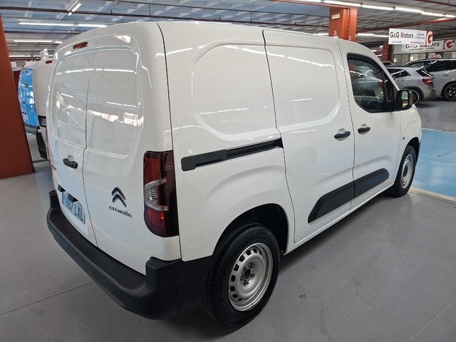CitroenBerlingo Furgon BlueHDi 100 Talla M Control 75 kW (102 CV) Vehículo usado en Barcelona - 3 CitroenBerlingo Furgon BlueHDi 100 Talla M Control 75 kW (102 CV) Vehículo usado en Barcelona - 3