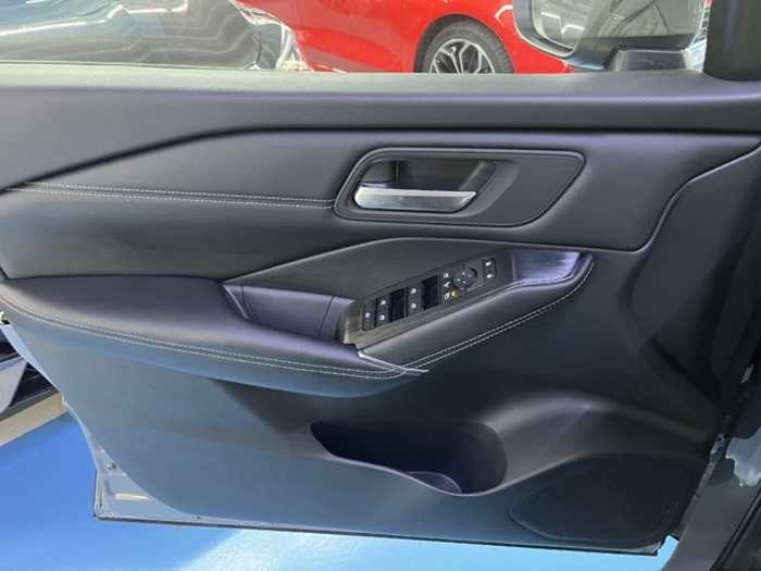 NissanQashqai DIG-T 140 N-Connecta 103 kW (140 CV) Vehículo usado en Barcelona - 13 NissanQashqai DIG-T 140 N-Connecta 103 kW (140 CV) Vehículo usado en Barcelona - 13