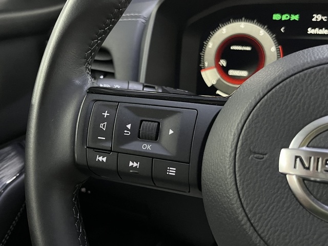 NissanQashqai DIG-T 140 N-Connecta 103 kW (140 CV) Vehículo usado en Barcelona - 15