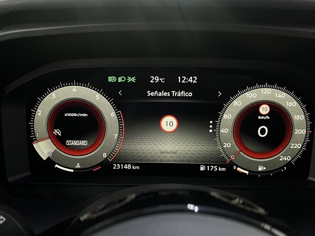 NissanQashqai DIG-T 140 N-Connecta 103 kW (140 CV) Vehículo usado en Barcelona - 19